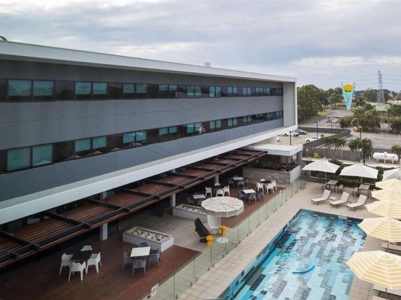 Atura Blacktown Buitenkant foto