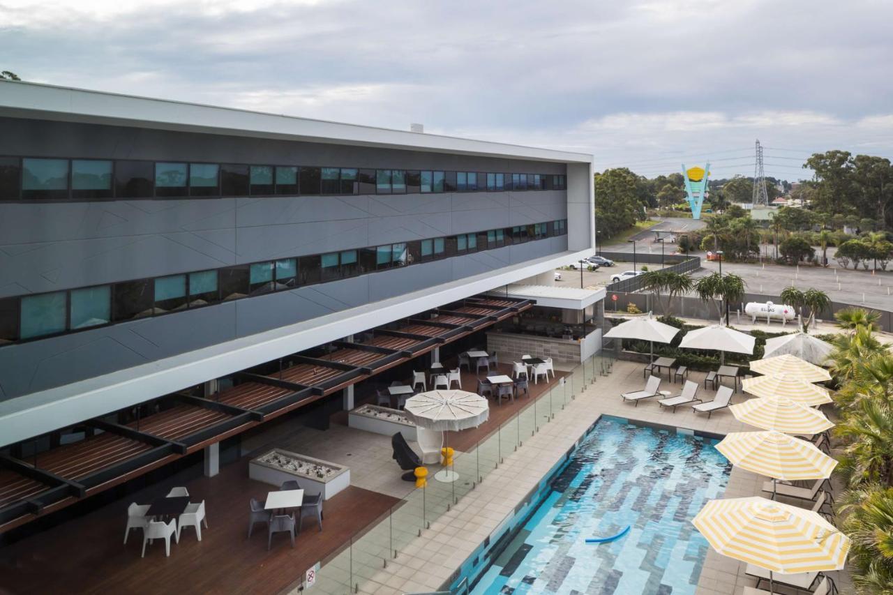 Atura Blacktown Buitenkant foto
